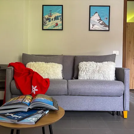 Apartment Skinest - With Outdoor Area *