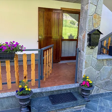 Skinest - With Outdoor Area * Crepin