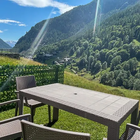 Skinest - Private Garden Mountain Escape * Crepin